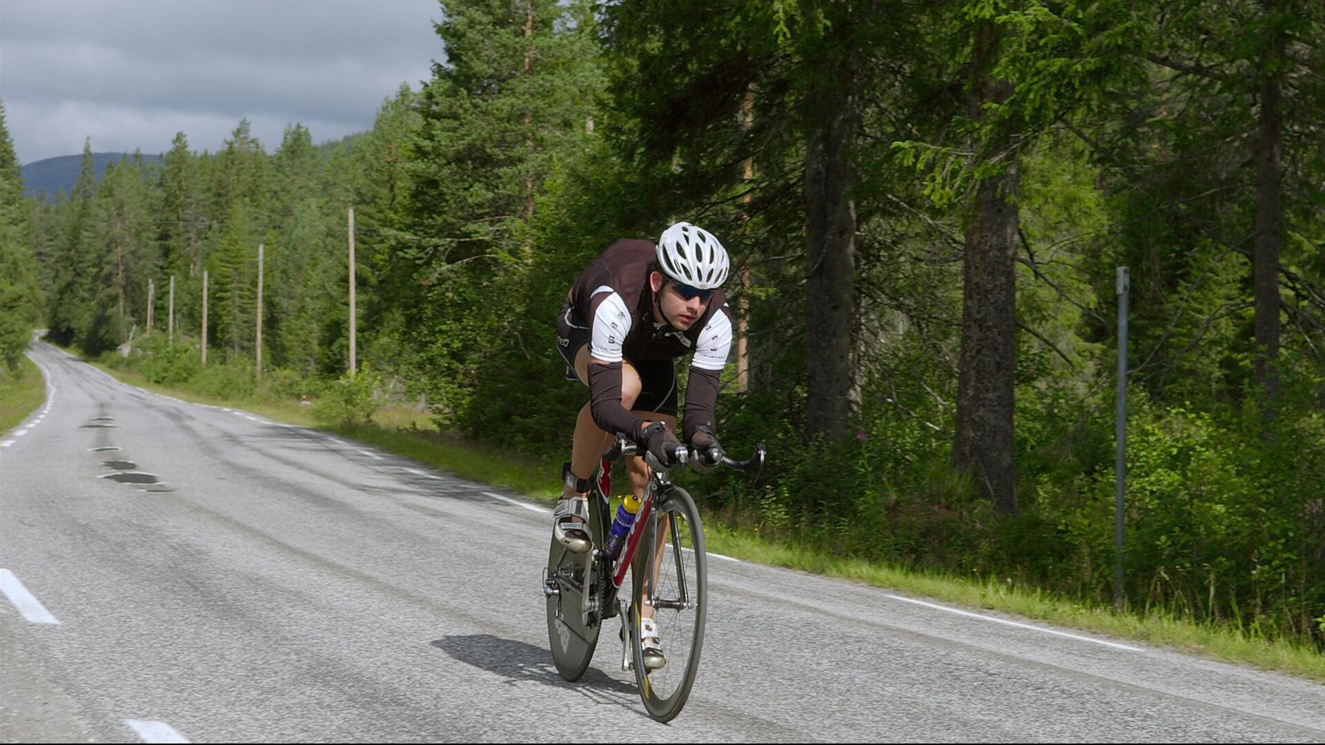 末节风暴!伦纳德无解单打击溃新疆,快船展现冠军相